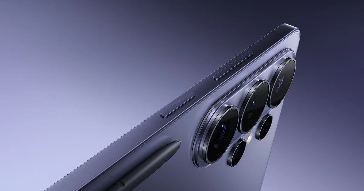 iFixPro 專業工程師正在維修 Samsung Galaxy Z Fold 及 S25 Ultra 曲面螢幕