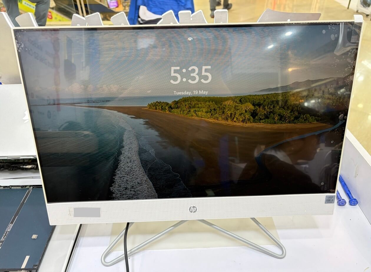 HP All-in-One 更換全新屏幕後成功點亮，顯示正常